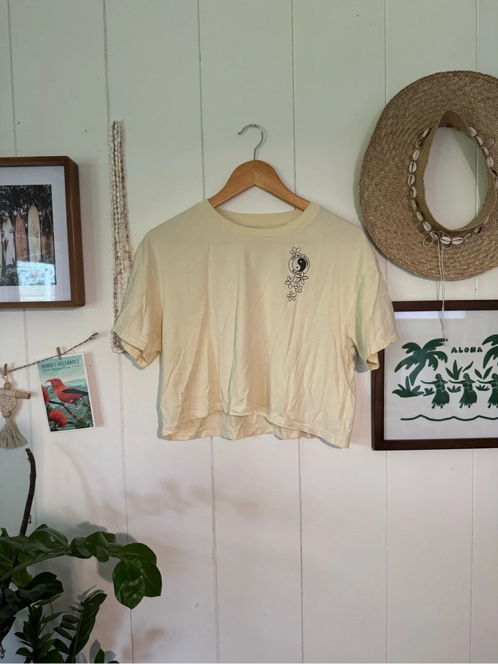 Women's Cream Cropped Graphic Tee with plumeria back